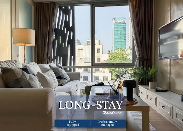 Апартаменты Ruamrudee Modern - Ultra Fast Wifi - Bts Ploenchit Бангкок